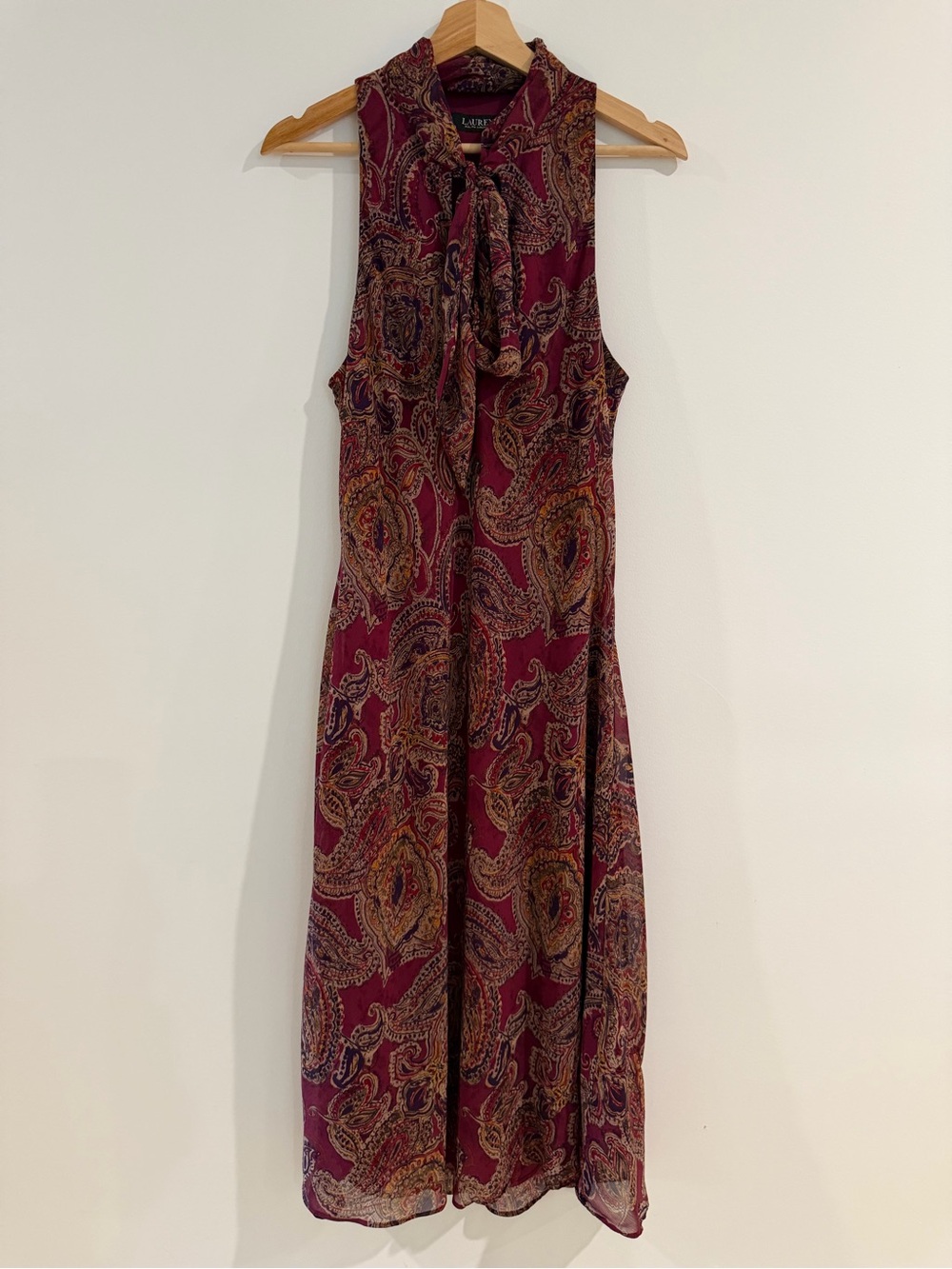 LAUREN Ralph Lauren Paisley Tie-Neck V-Neck Sleeveless Shift Dress, Size 12 - Picture 2 of 16